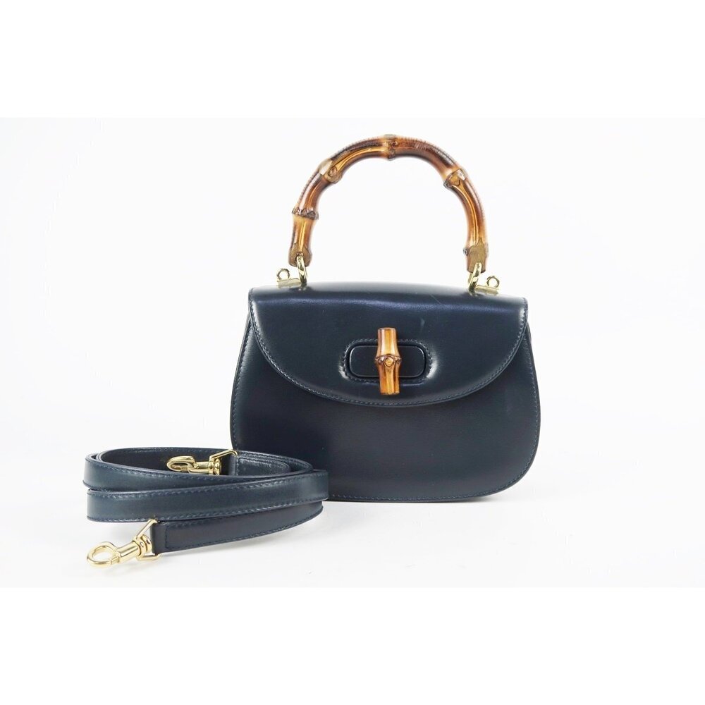 GUCCI Bamboo Handbag Stitching Turnlock Closure
